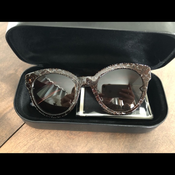 Coach Signature Round Sunglasses - Picture 8 of 8